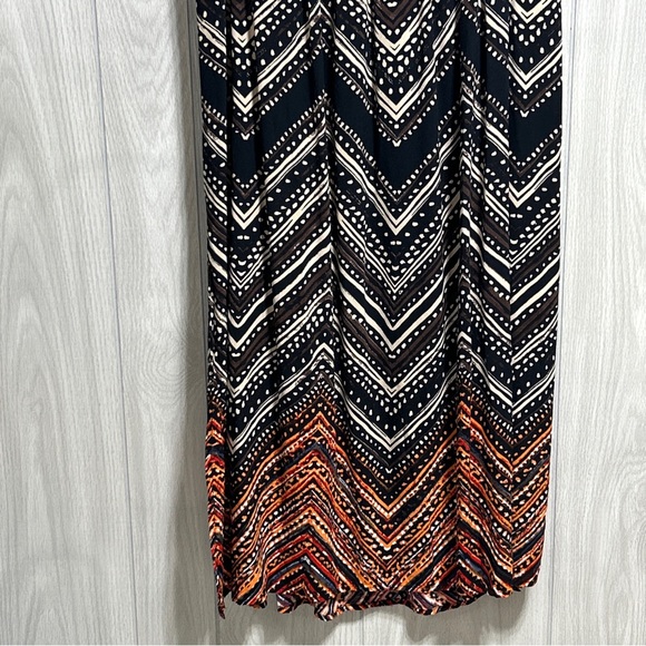 ZOZO Chevron Pattern Maxi Skirt Size Medium - Picture 3 of 10